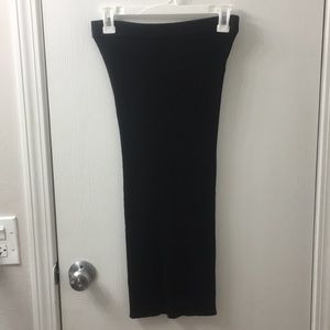 Black, high-waisted tube skirt